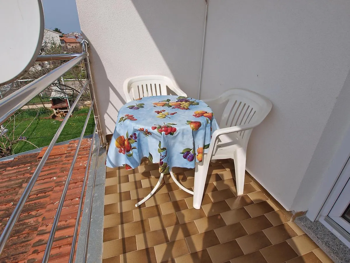 Apartment Milutin 1051 Pula