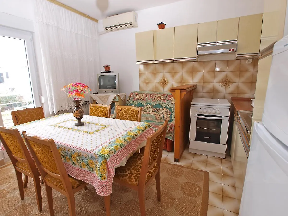 פולה Apartment Milutin 1051 קרואטיה